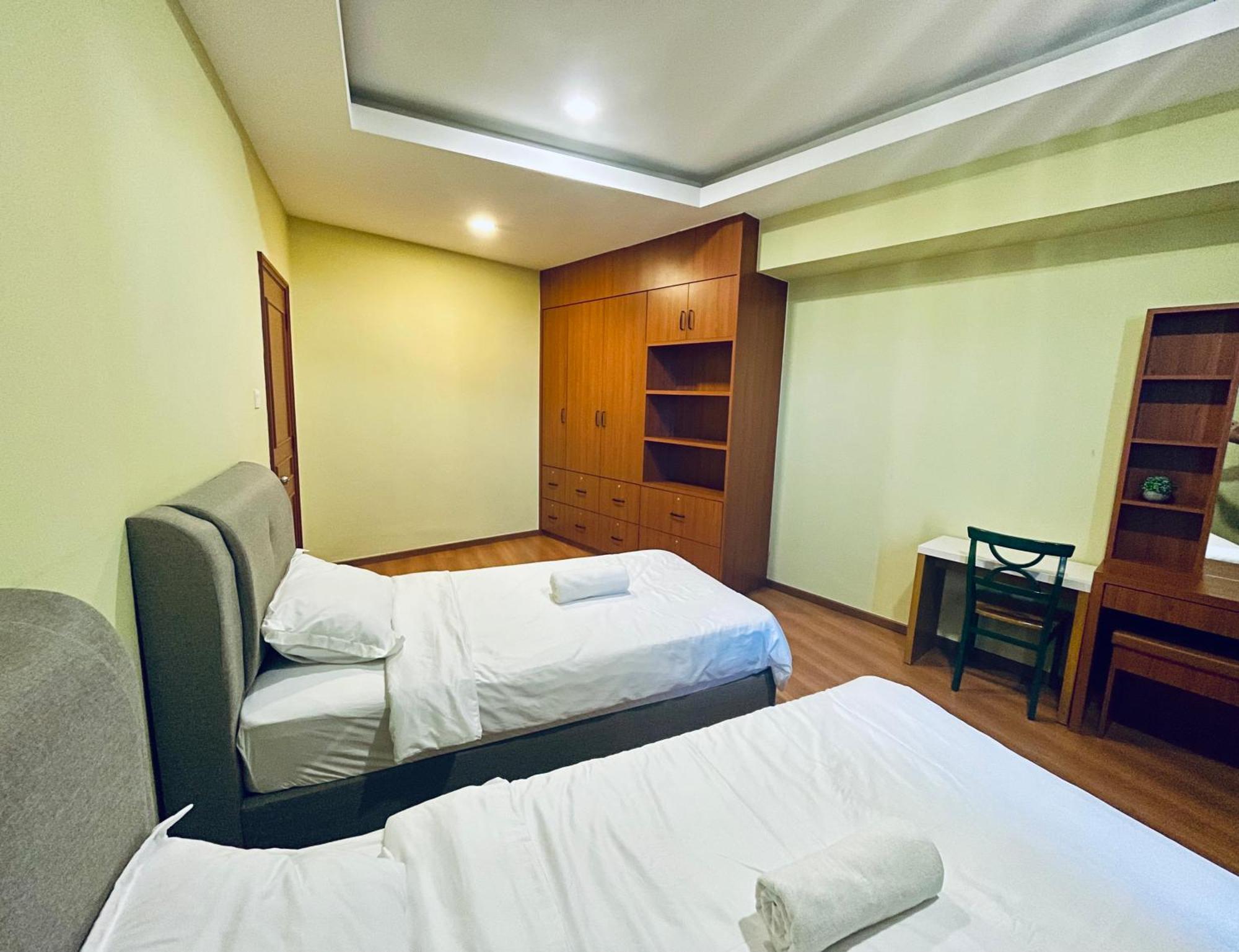 Kuching City Center Riverbank Suites With Marvelous River View מראה חיצוני תמונה